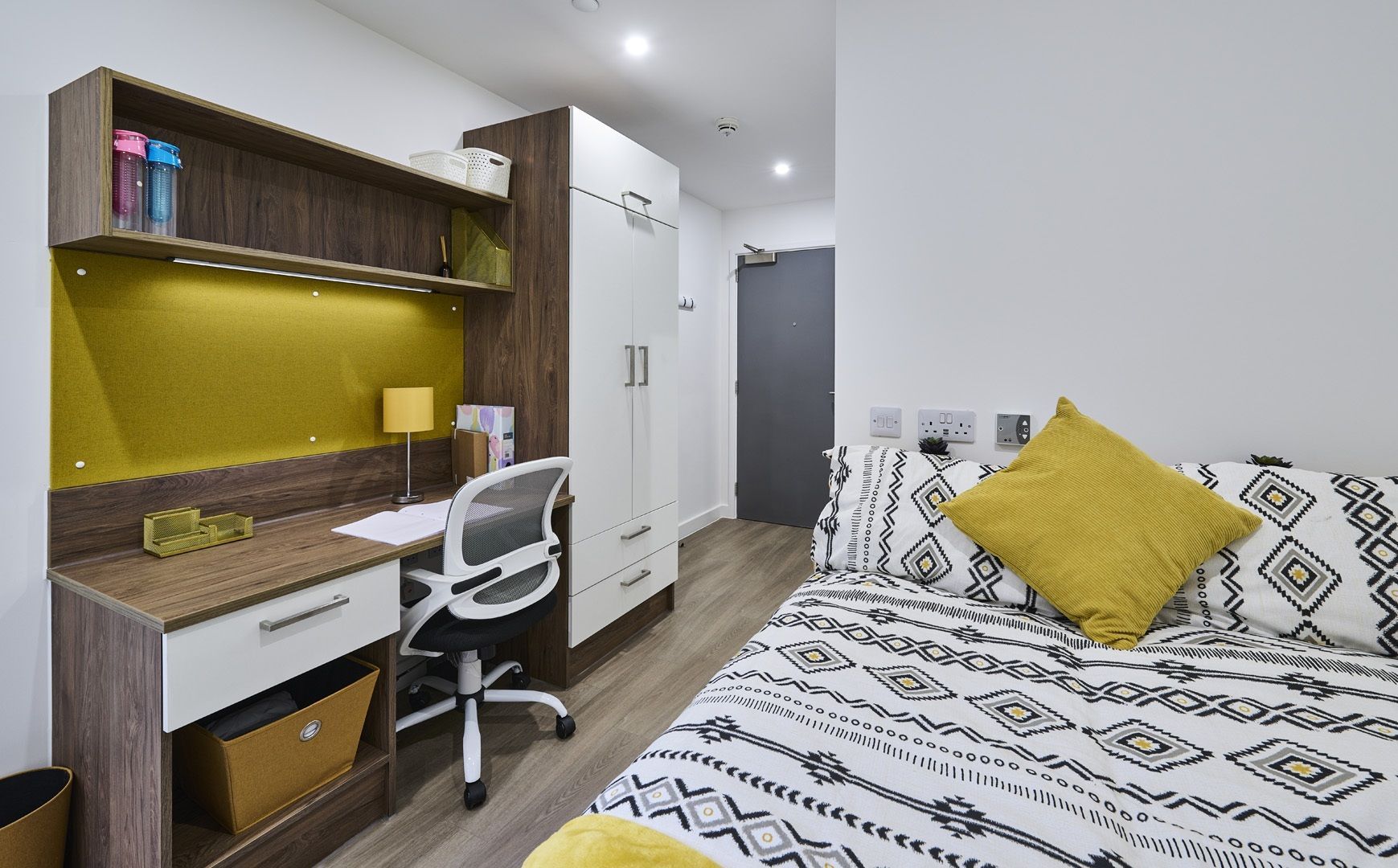 Ensuite Gold